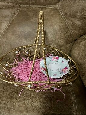 Vintage Gold Twisted Rope Handle Decorative Basket with Pearl Accents -